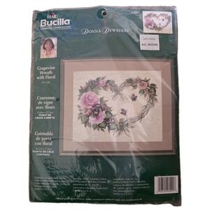 VTG Bucilla Grapevine  Wreath Floral Heart  Counted Cross Stitch Kit 43092 14x11